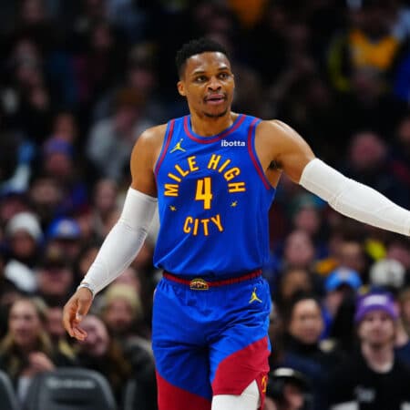 Nuggets remontan frente a los Clippers en un emocionante tiempo extra