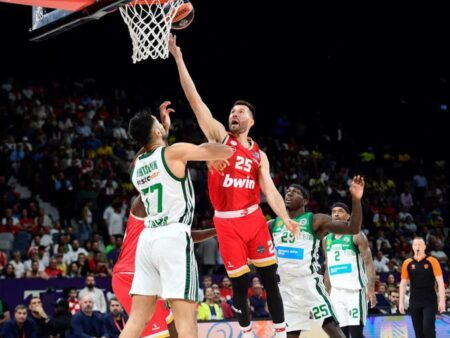 Olympiacos se hace con el tercer puesto del Final Four al ganar 97-93 a Panathinaikos